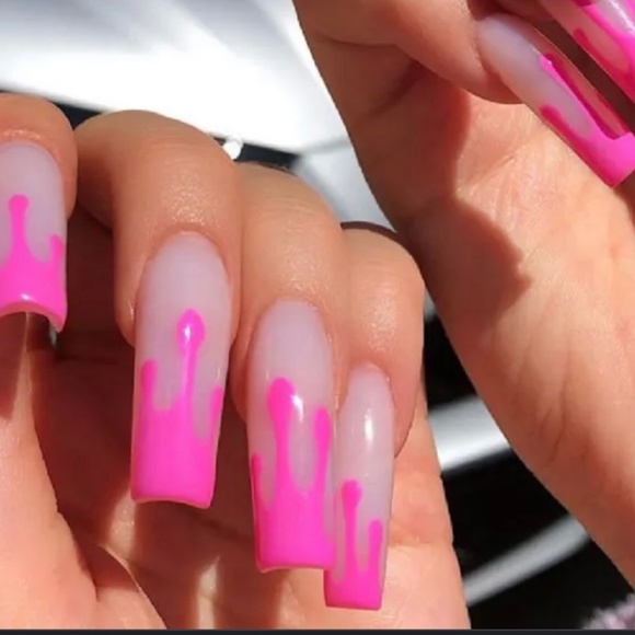 Nails - Picture 4 of 8